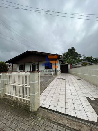 Casa em São João Batista - Centro