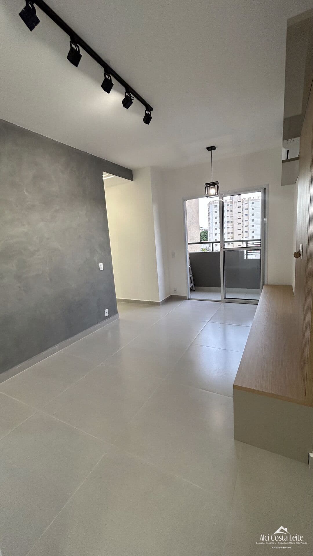 Apartamento 3 quartos, armários embutidos - 60m2 no bairro Santa Rosália - Sorocaba/SP -