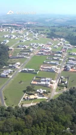 Terreno de 2.000m² à venda - Condomínio fechado