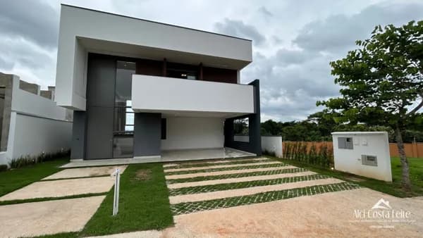 Casa de Alto Padrão no Condomínio Alphaville Castelo