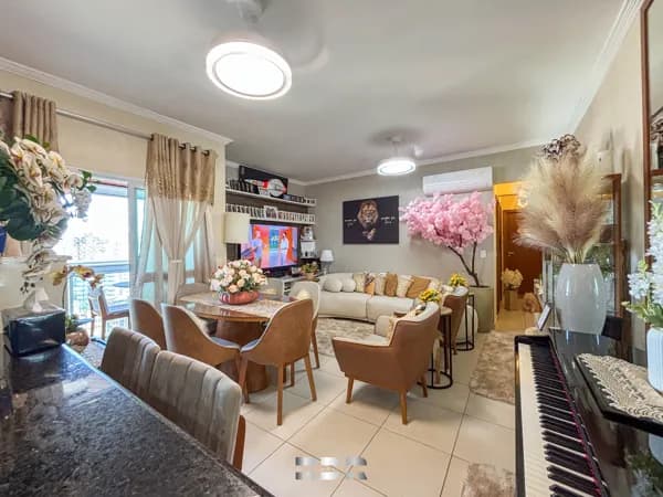 Apartamento com duas suítes e vista para o mar, à venda na Vila Tupi