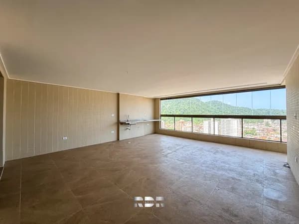 Apartamento novo com incríveis 228 m², 4 suítes sendo a master com closet e 4 vagas privativas