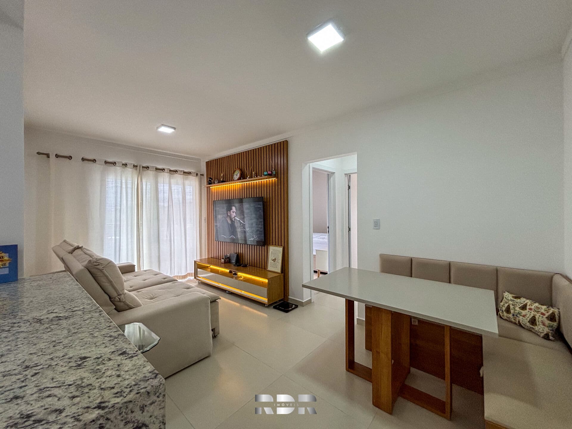 Apartamento com duas suítes e duas vagas privativas, à venda no Moradas Canto Nobre