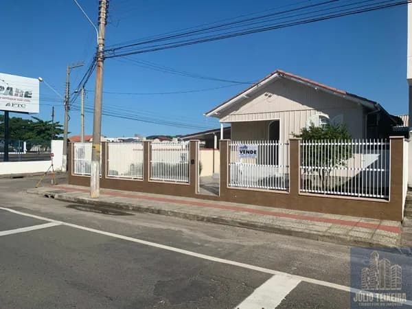 Casa em Tubarão - Oficinas