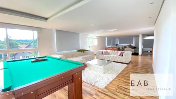 CASA EM CONDOMÍNIO COM VISTA PARA O VALE DO QUILOMBO!