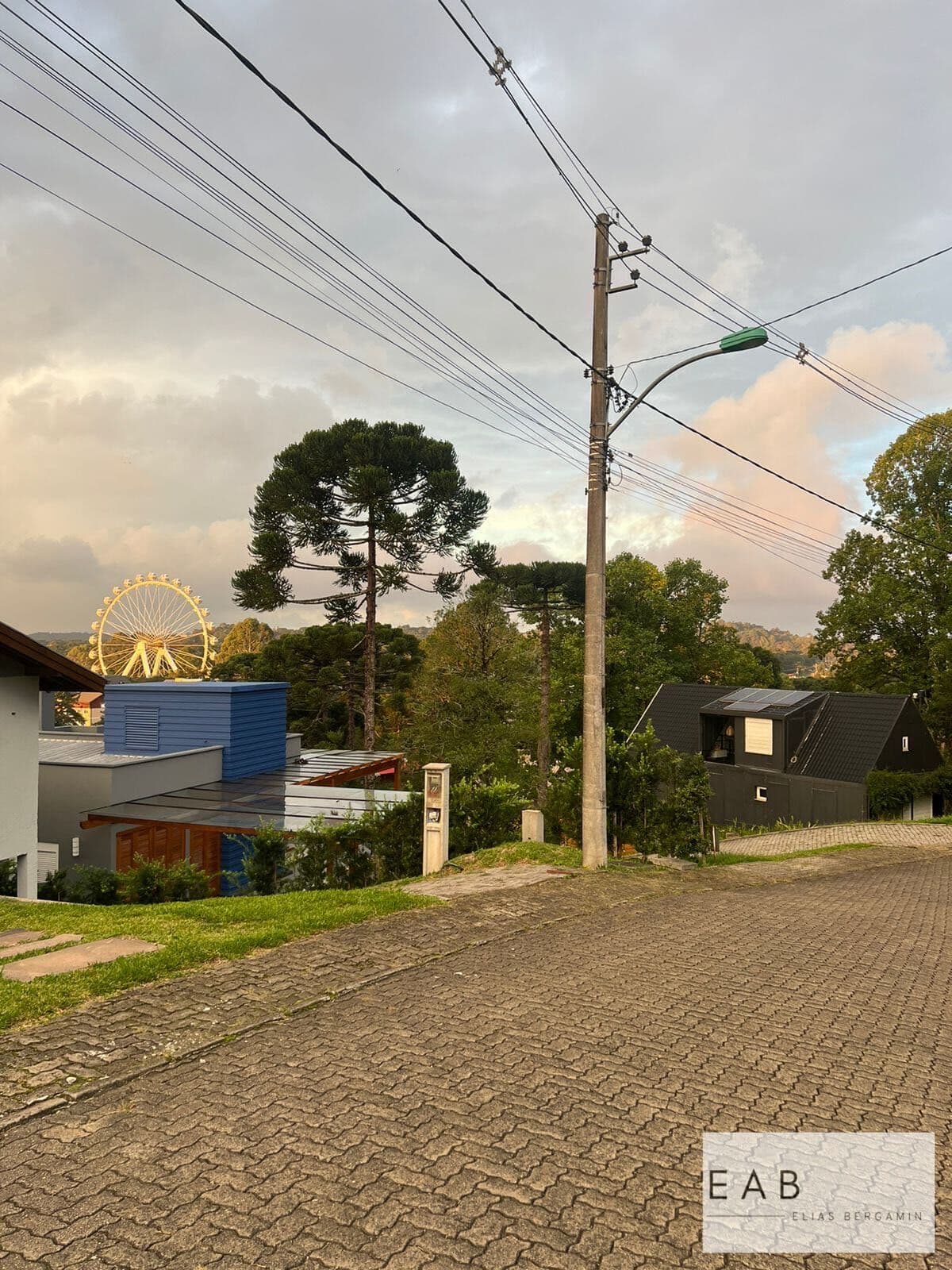 Terreno no condominio Vivendas da Serra