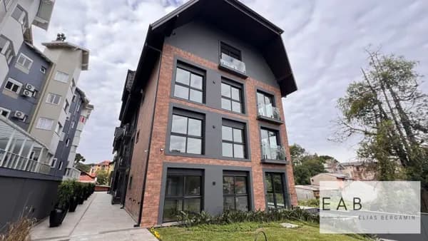 Apartamento novo a estrar.