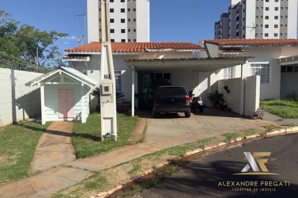 Casa de Condomínio em Bebedouro - Parque Residencial Santo Antônio