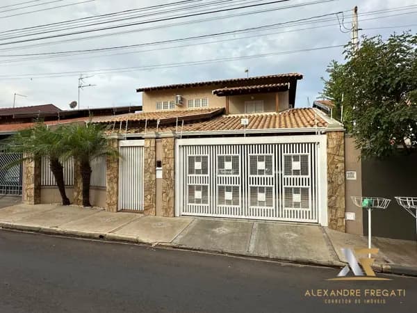 Casa em Bebedouro - Centro