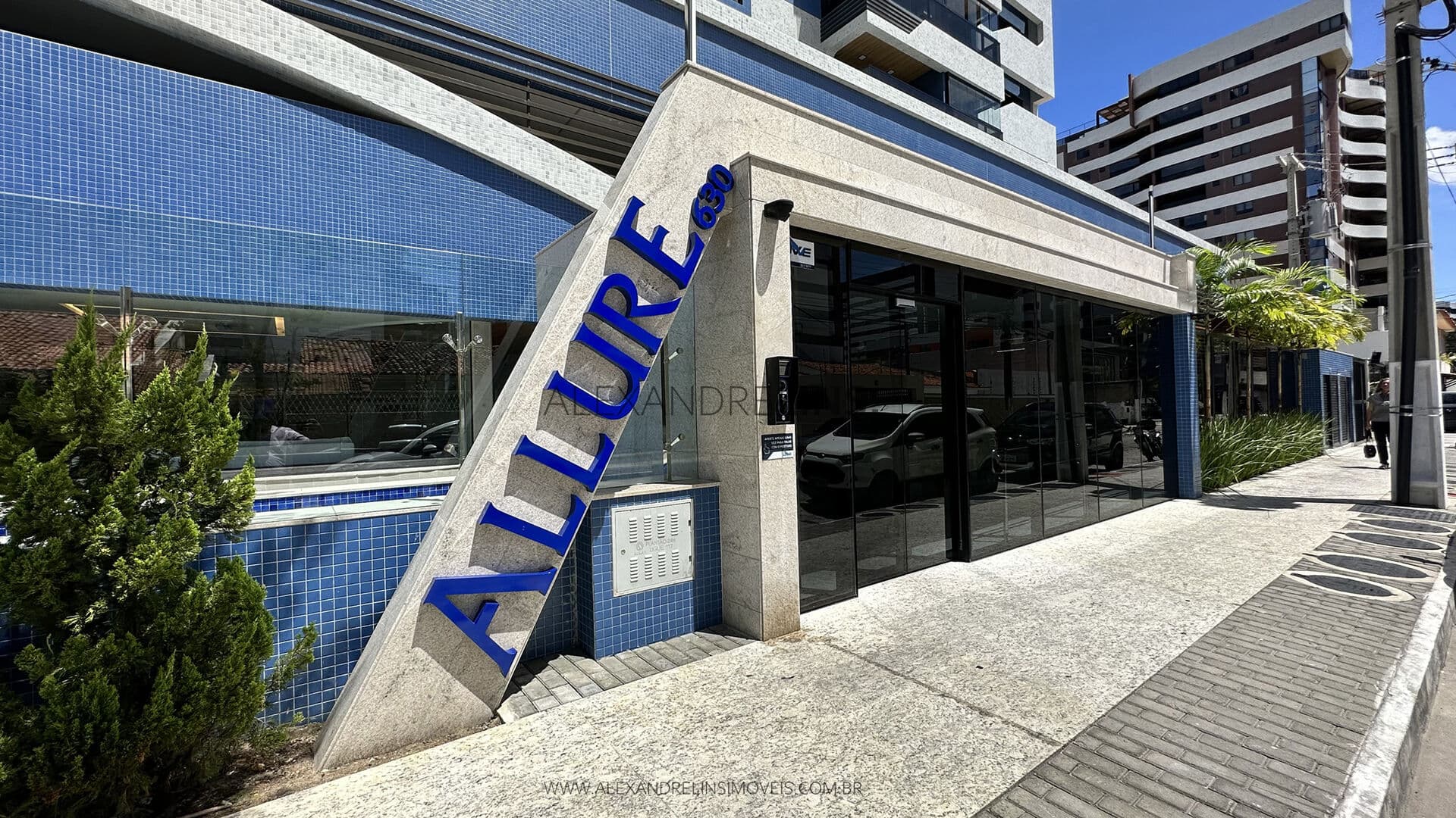 ALLURE