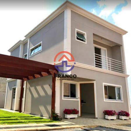 Casa em Condomínio 4 dorms. 2 suítes 3 vagas 126m² - Aceita permuta de imóvel e veiculo