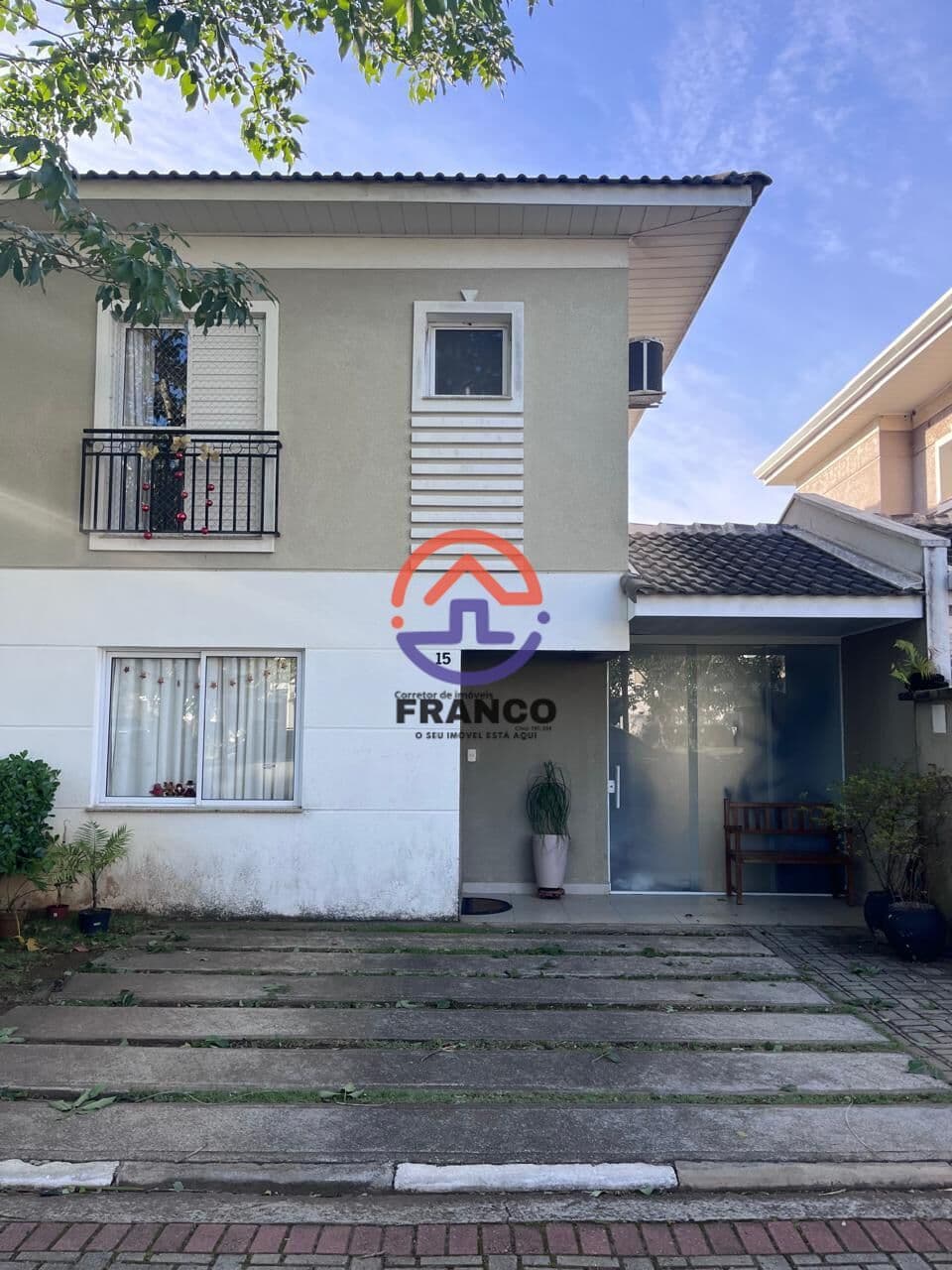 Casa de Condomínio com 3 Quartos 1 suíte , 3 vagas em Suzano aceita financiamento e negociação