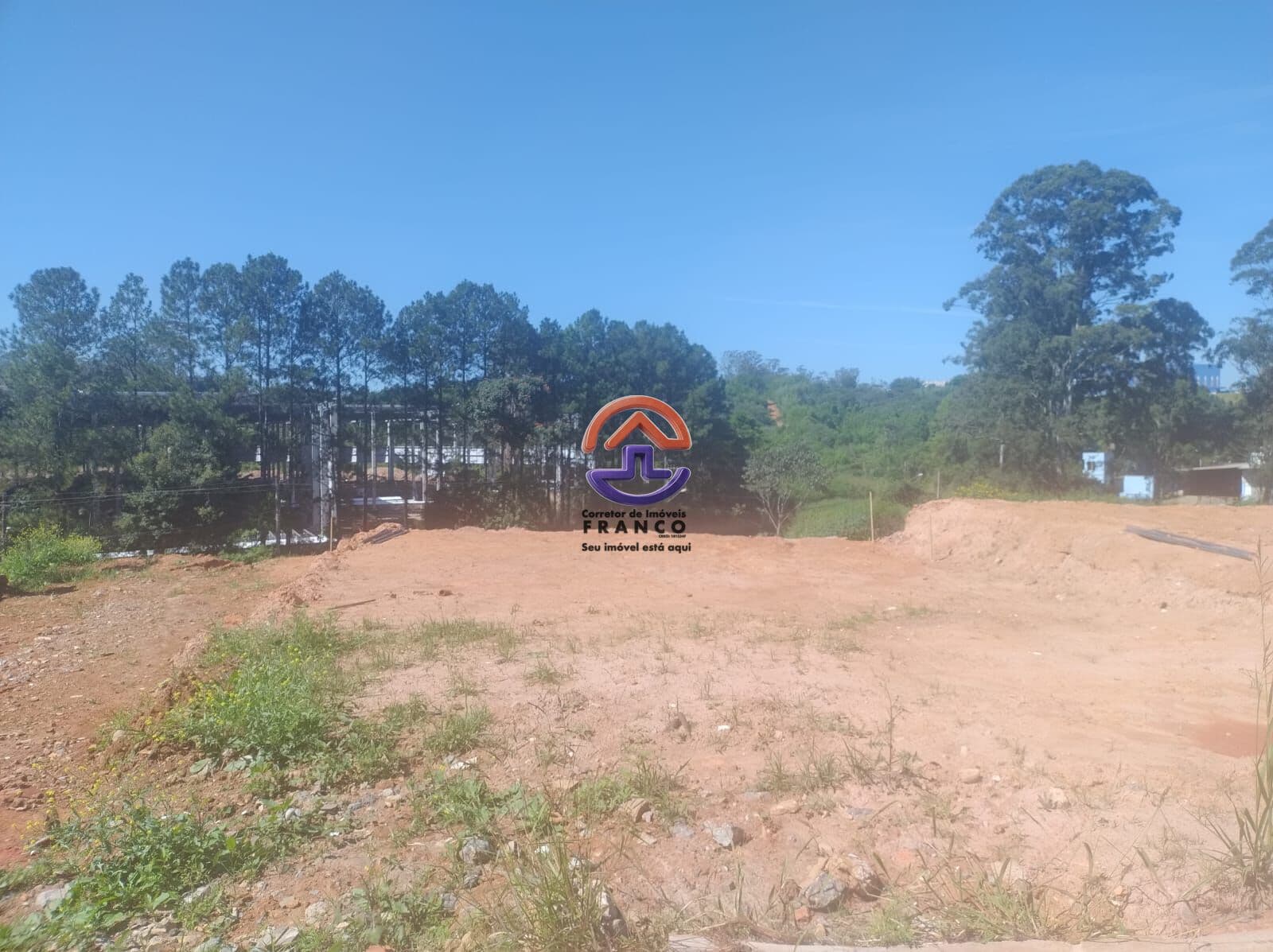 Terreno individual de 137m a 186m totalizando mais de 940m em Suzano