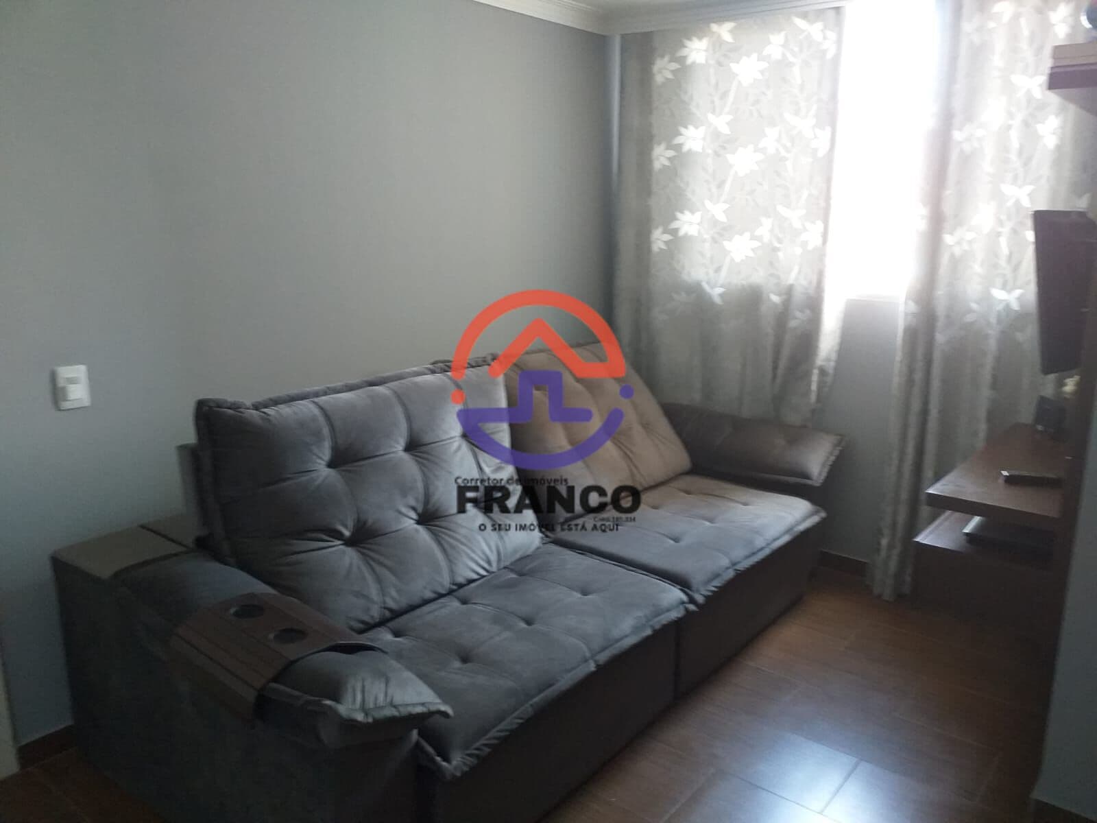 Apartamento com 2 Quartos e 1 banheiro à Venda, 49 m² pronto para morar ! Aceita financiamento