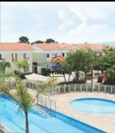 Casa em Condomínio Triplex 3 dorms. 1 suíte - Pronto para morar , bem localizado
