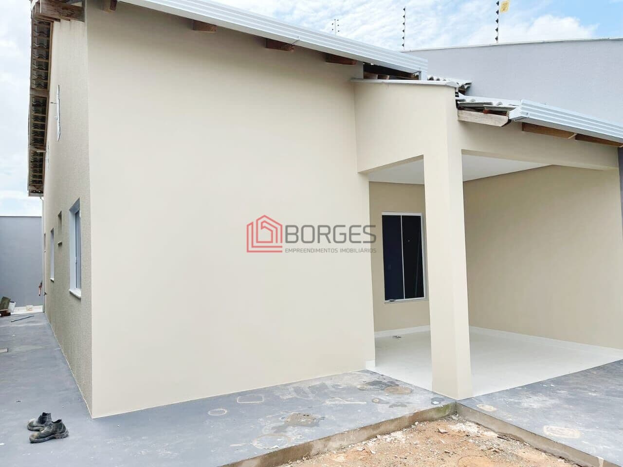 Casa no bairro santa inês - 2 quartos
