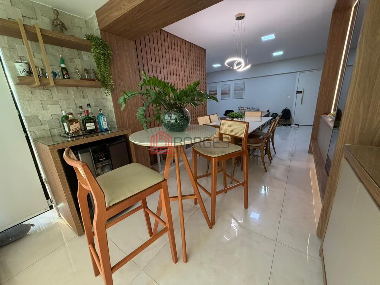 Apartamento Alto Padrão - Ed. Ipanema