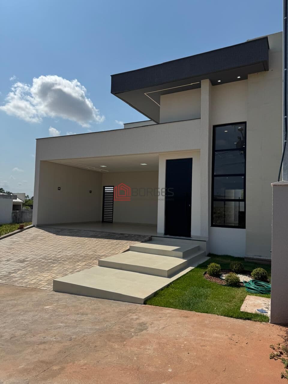Casa Moderna de Alto Padrão no Condomínio Teriva Residence