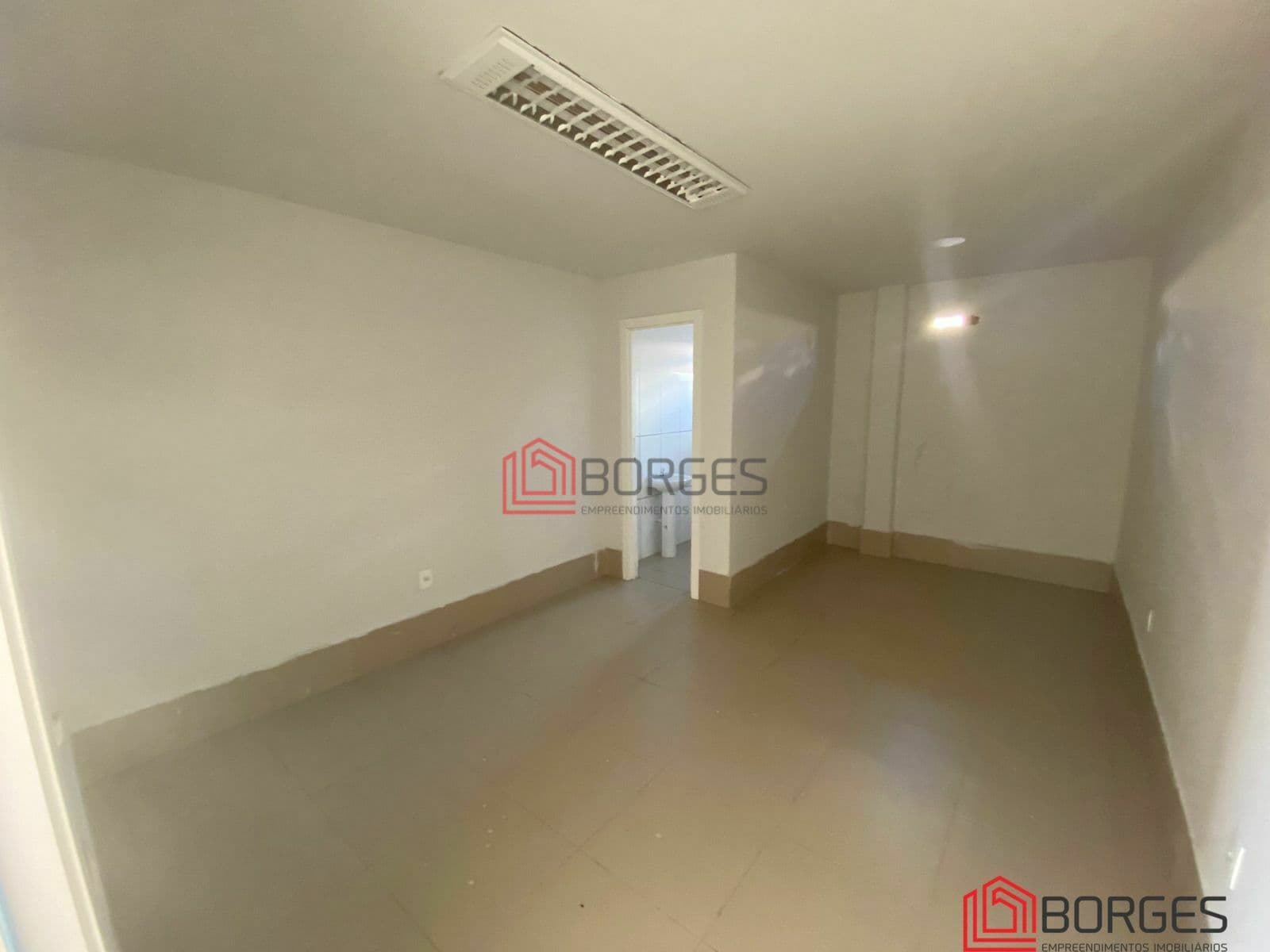 Ponto Comercial/Loja/Box em Imperatriz - Bacuri