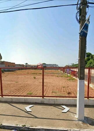 Terreno de esquina com 3.856m2 na av. babaculandia