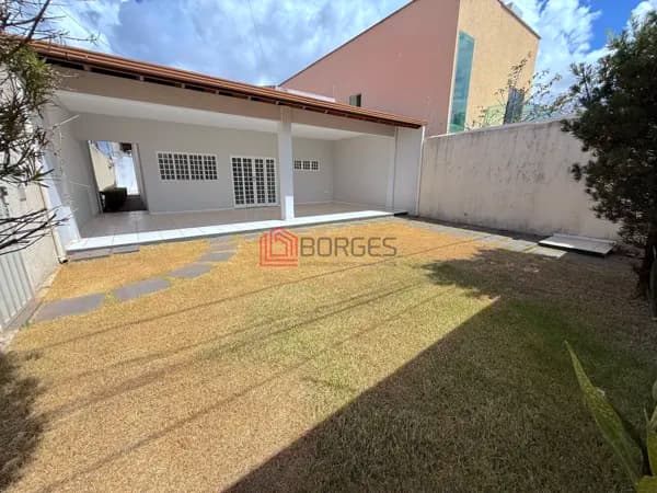 Imóvel Comercial ou residencial com 3 quartos de Esquina para Locação no Maranhão Novo
