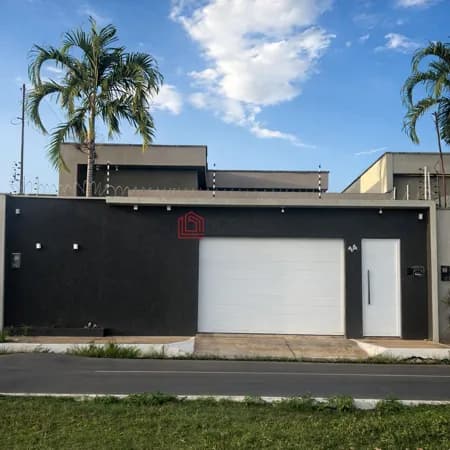Casa de Alto Padrao com Excelente localização no Bairro Santa Ines