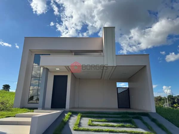 Casa Alto Padrão - Condomínio Teriva