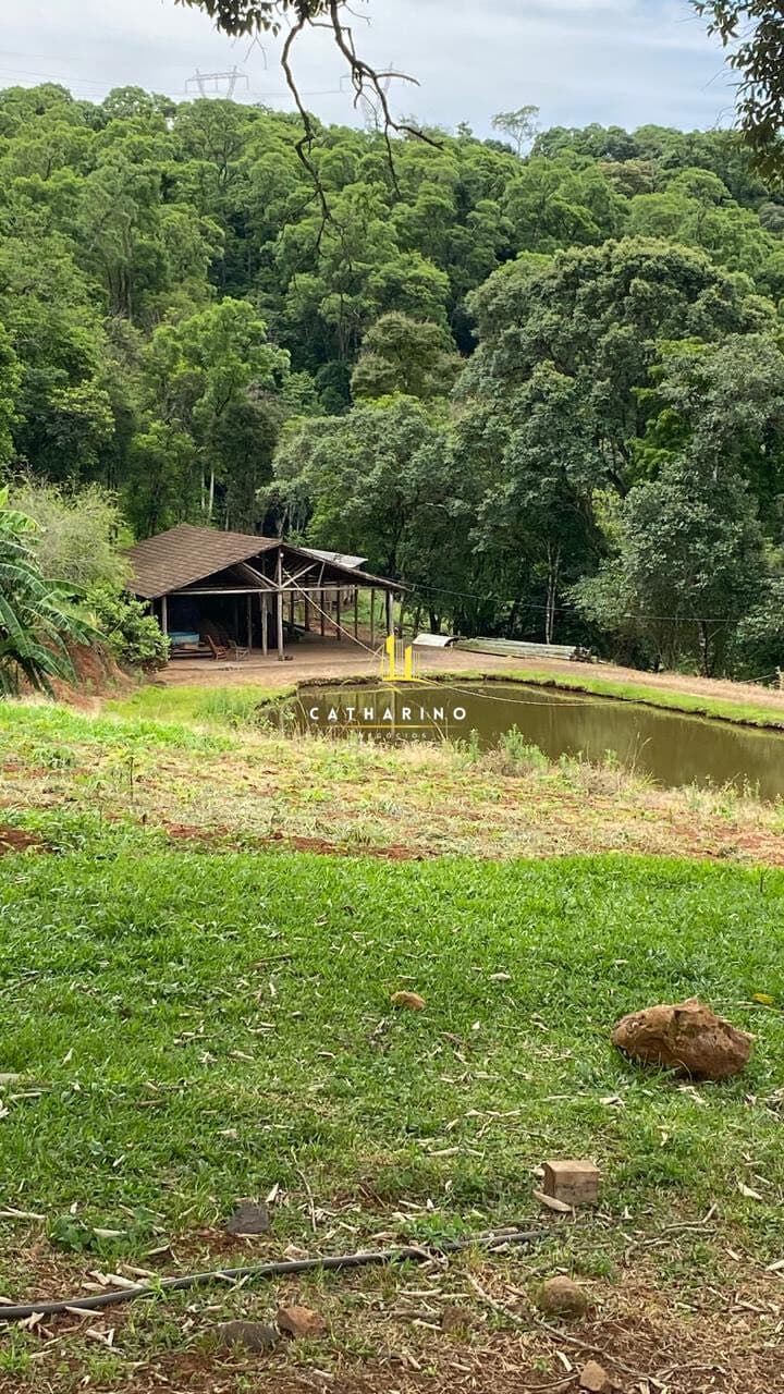 Chácara com 21.000m²