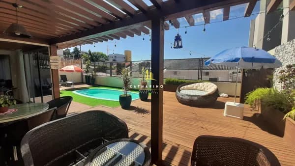 Conheça esta bela casa no bairro Centro em Chapecó-SC