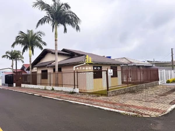 CASA DE ESQUINA