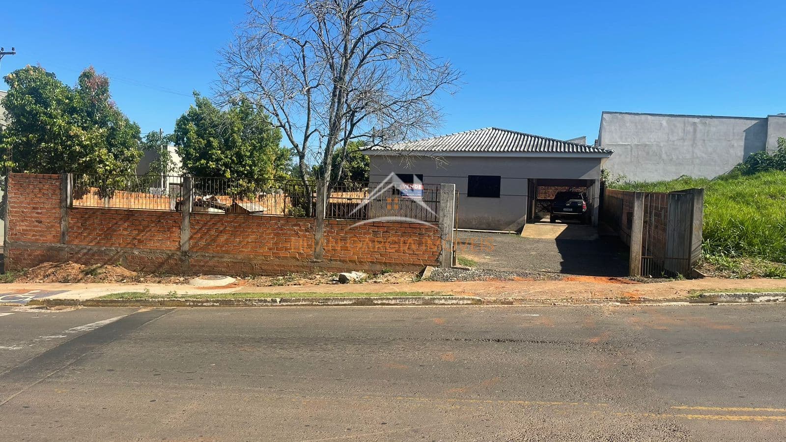 Casa para venda no Centro de Ortigueira/PR