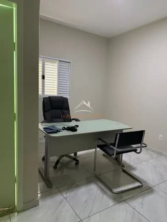 Sala de Procedimentos Médicos no centro de Ortigueira/PR