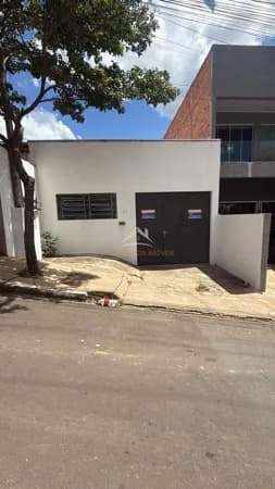 Casa para locação no Centro de Ortigueira/PR