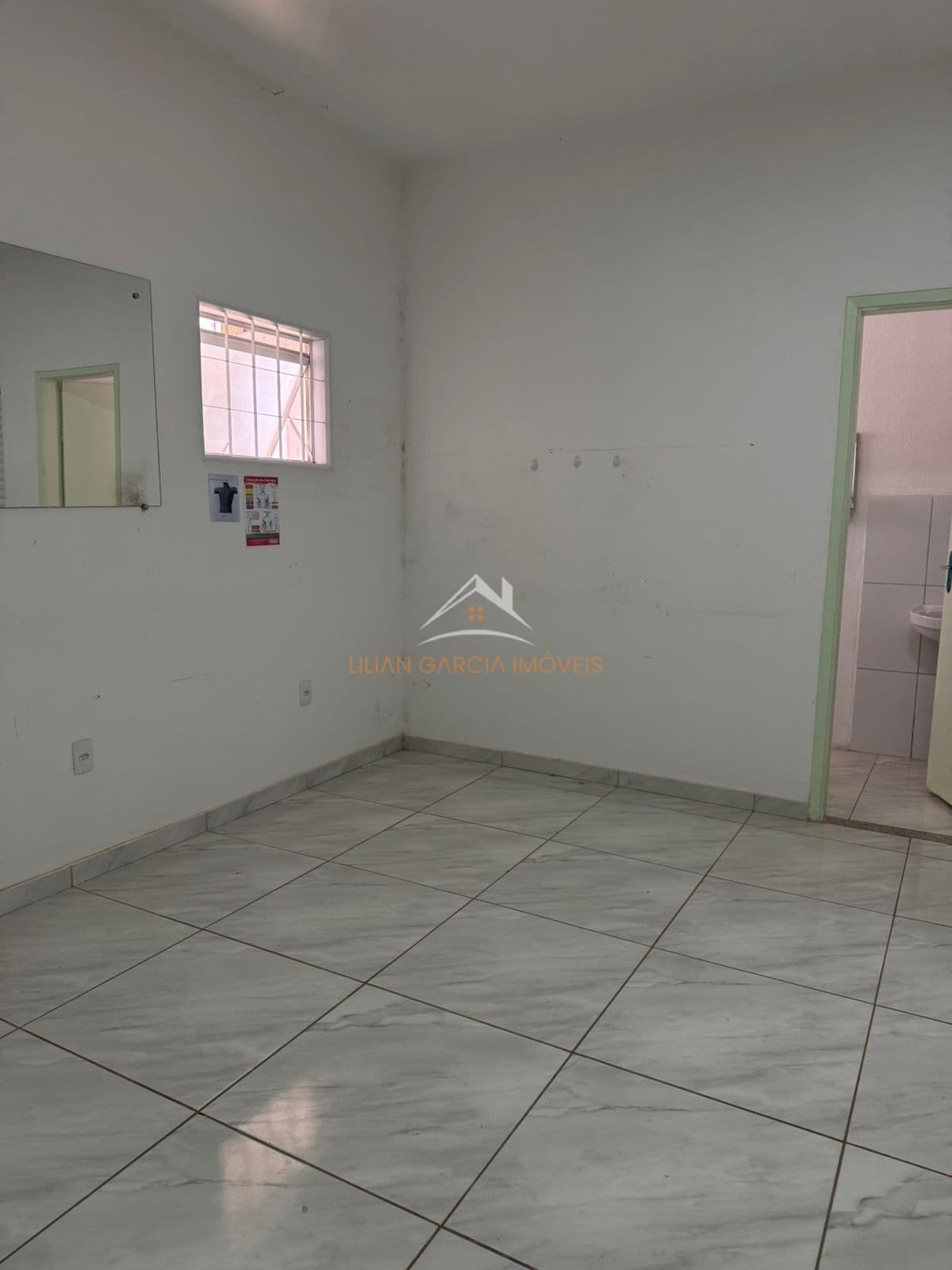 Sala de Procedimentos Médicos no centro de Ortigueira/PR