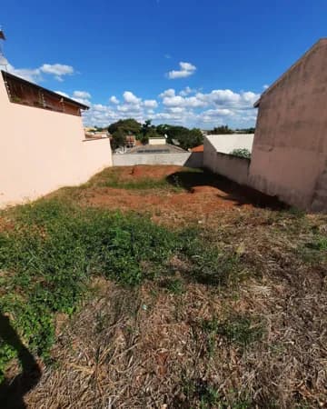 Imagine o terreno perfeito para dar vida ao seu novo lar 🏡
