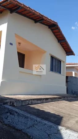 Casa À Venda em Excelente localização!