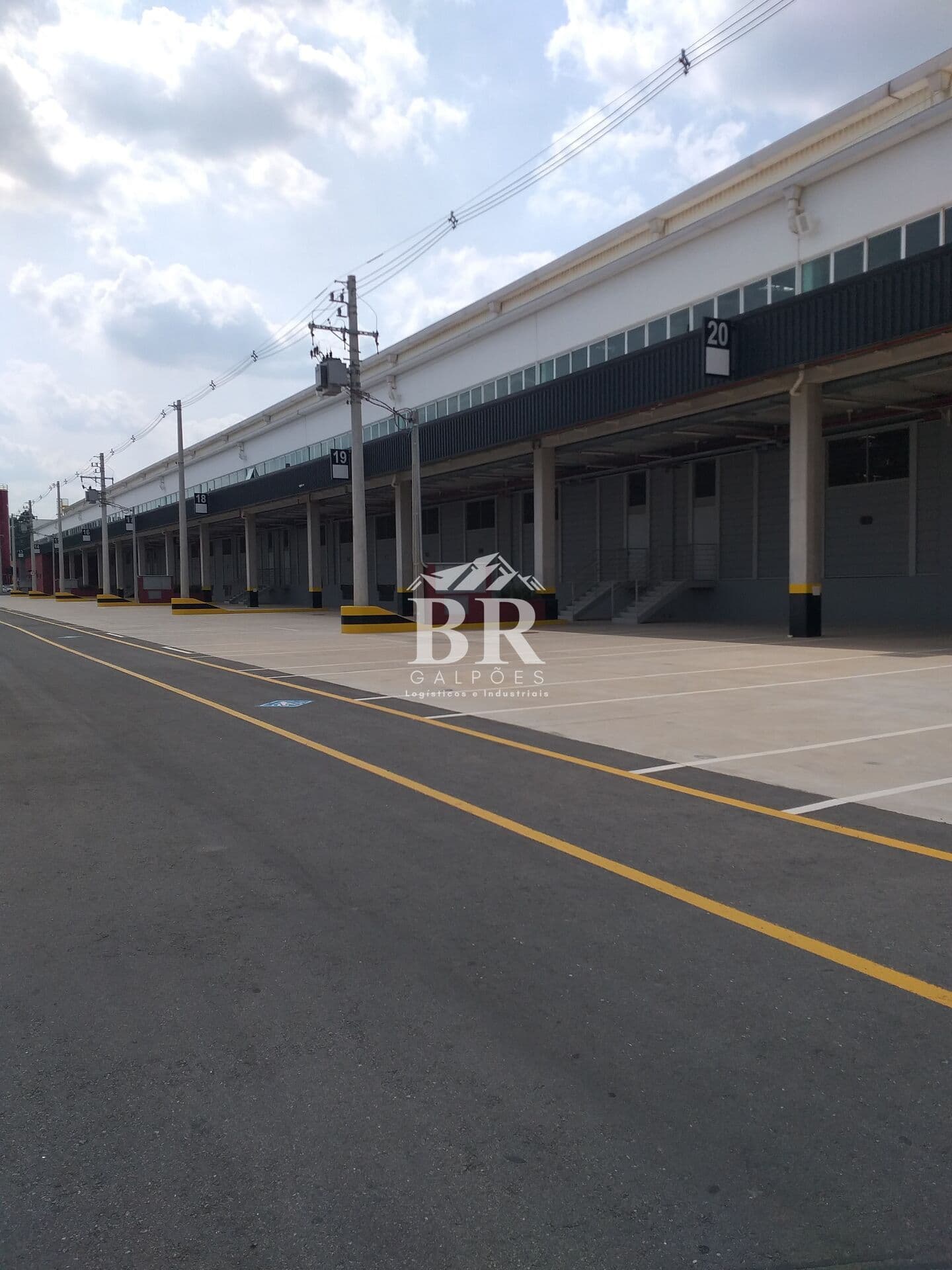 Galpão Em condomínio em Itaqui, Itapevi/São Paulo próximo a rodovia Castelo Branco