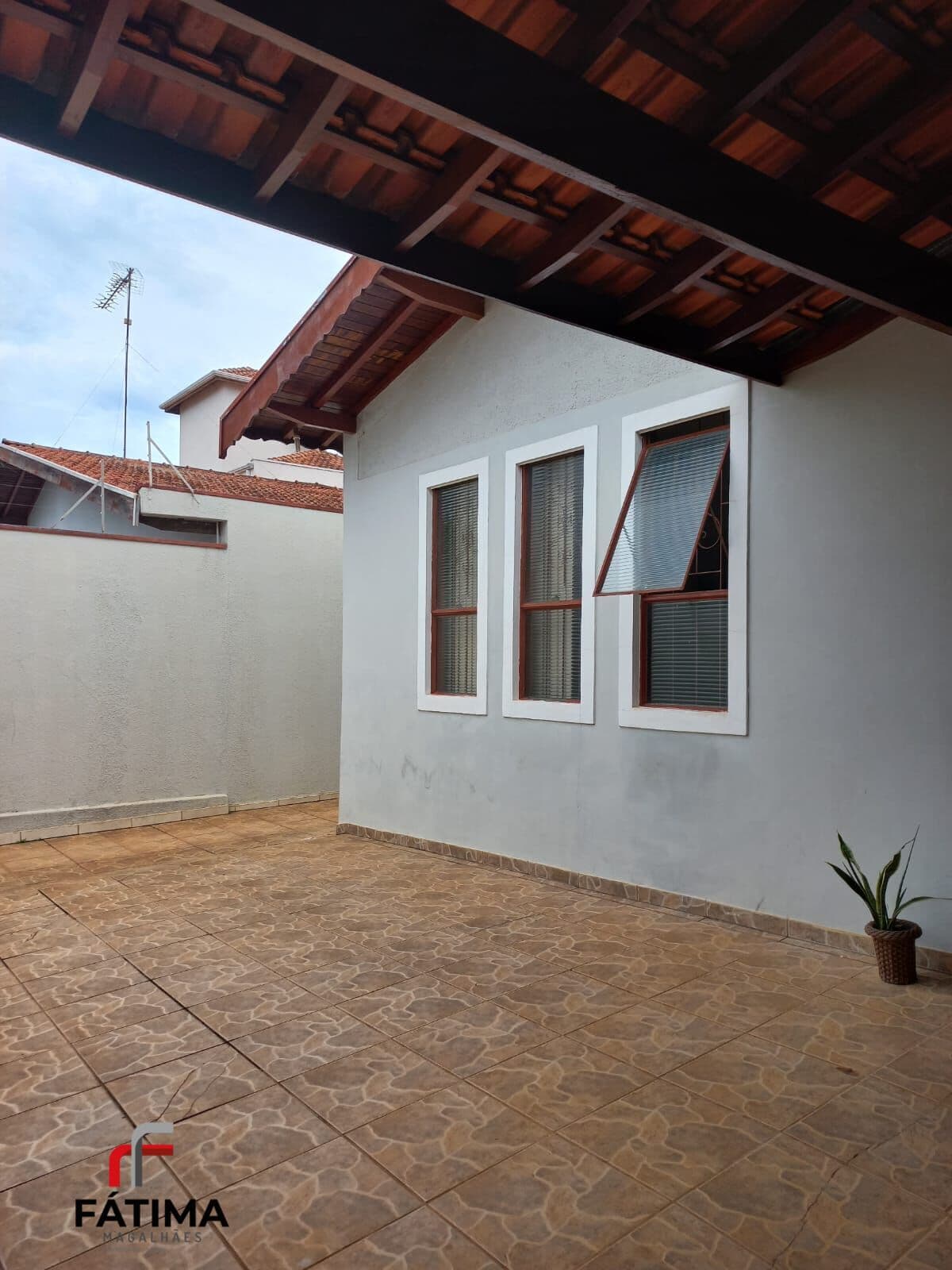 Casa em Pirassununga - Jardim Carlos Gomes