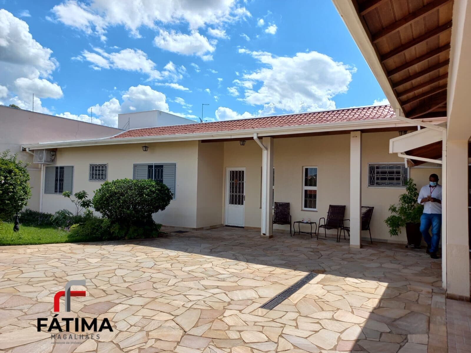 Casa Padrão - Vila Steola