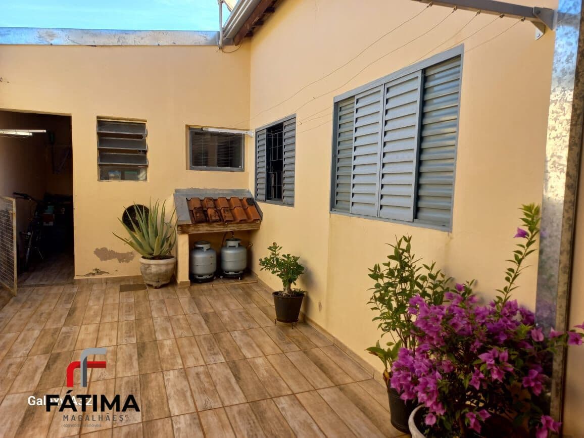 Casa em Jardim São Valentim, Pirassununga/SP