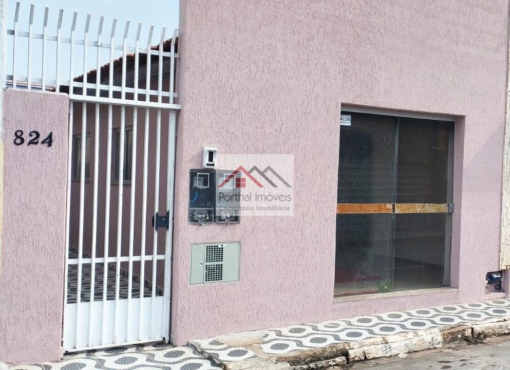 Ponto Comercial - Localizado estrategicamente no coração do bairro Centro em Capão Bonito/SP, este terreno para locação é a oportunidade perfeita para empreendedores que buscam um ponto comercial comércio com excelente localização. Com uma área total de