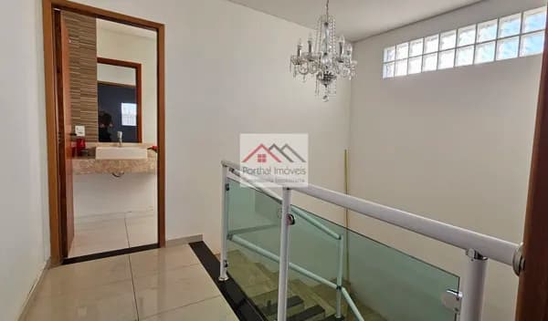 Sobrado Alto Padrão em Bairro Bela Vista, Capão Bonito/SP Procurando um sobrado alto padrão para chamar de seu? Este imóvel no bairro Bela Vista em Capão Bonito-SP pode ser exatamente o que você está procurando! Com 3 Dormitórios, sendo 1 suíte, e 4 B