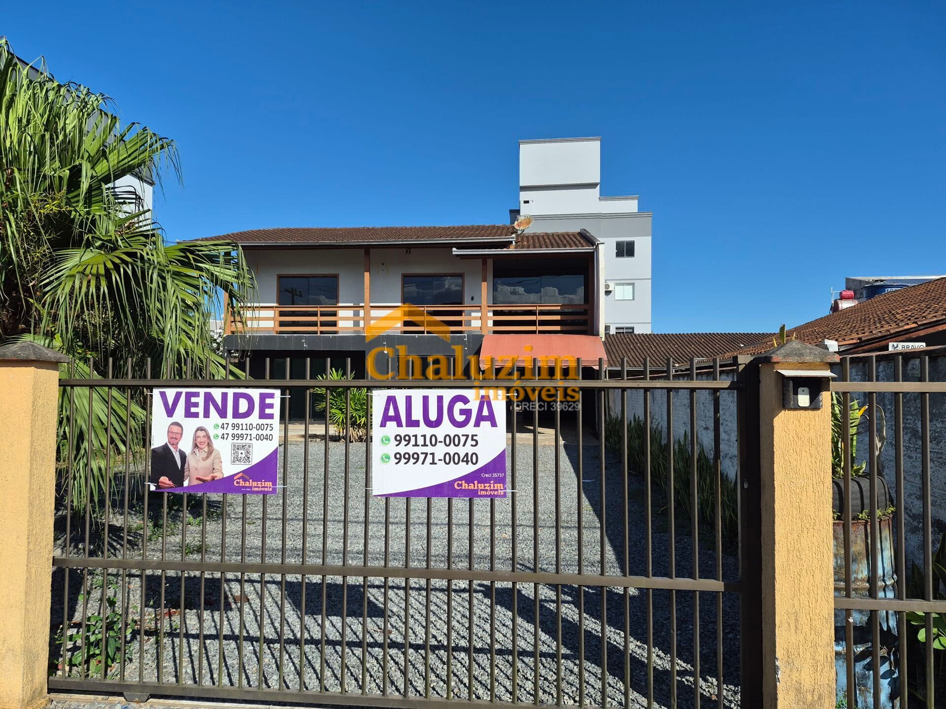 Sobrado à Venda no Bairro Aventureiro – Joinville/SC