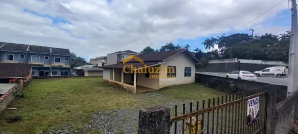 Terreno em ponto estratégico no bairro Vila Nova, Joinville/SC