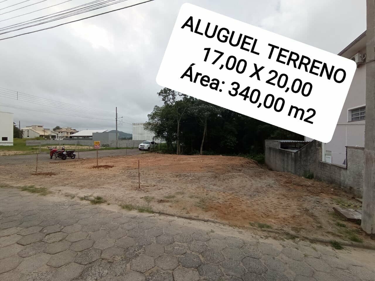 LOCAÇÃO ÓTIMO TERRENO COMERCIAL - NO CENTRO DE JAGUARUNA-SC!!