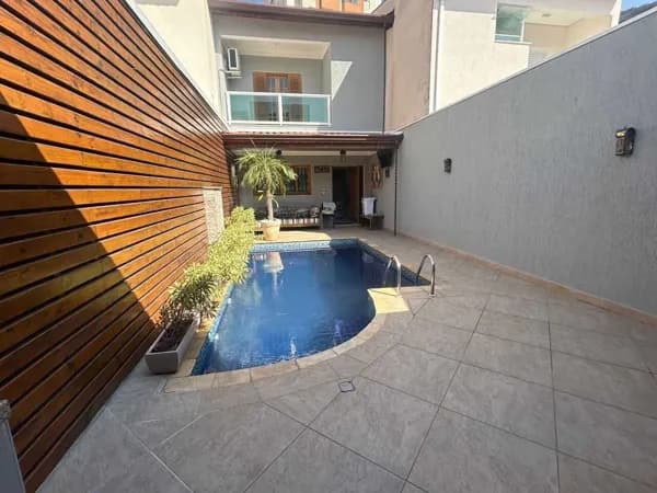 Sobrado a venda no Jardim Santo Antônio, Santo André - SP