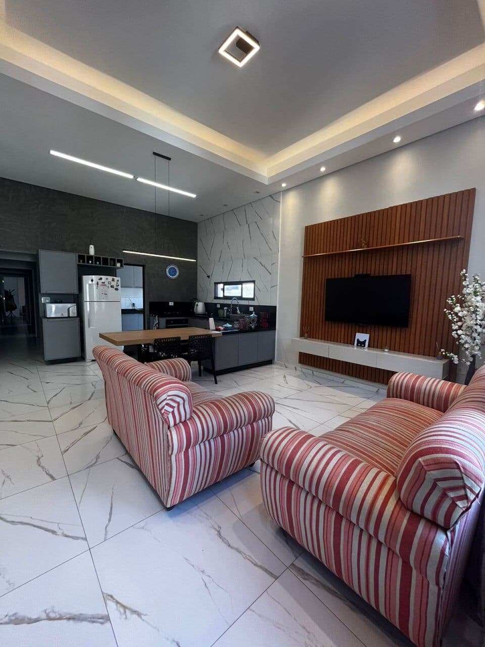 Casa Térrea geminada moderna a venda no Jardim dos pinheiros | Atibaia - SP