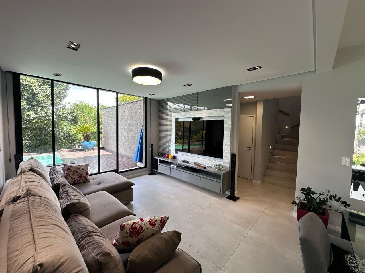 Casa moderna a venda no Bairro Cidade Satélite | Atibaia – SP