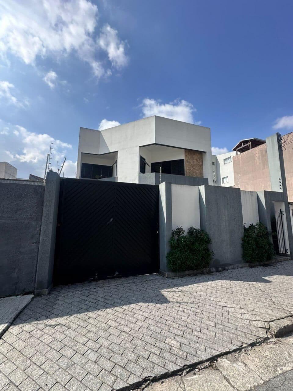 Sobrado impecável alto padrão a venda na Vila Pires | Santo André /SP
