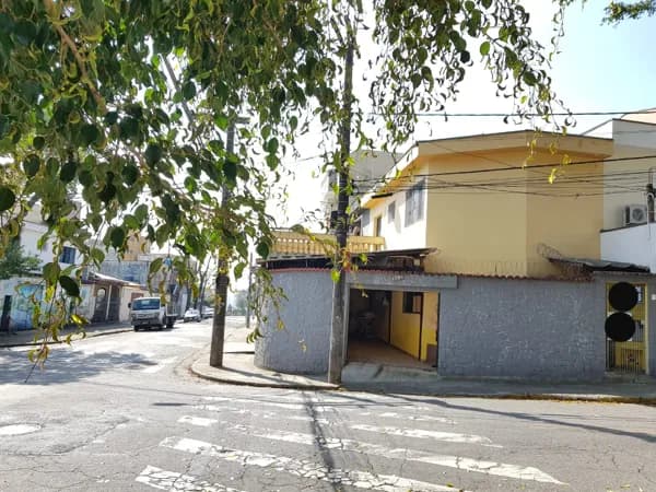 Sobrado de esquina à venda no Bairro Campestre | Santo André - SP